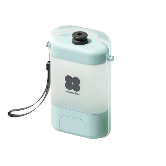 Doggy Bottle - The 4 features in 1 bottle